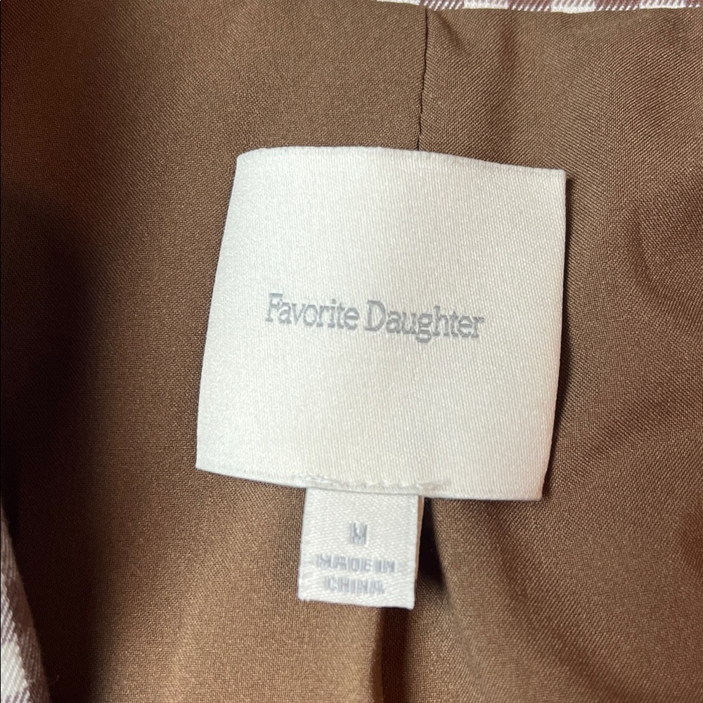 Favorite Daughter The Break-Up Blazer
Tan and Brown Plaid women medium nwot - Picture 3 of 13